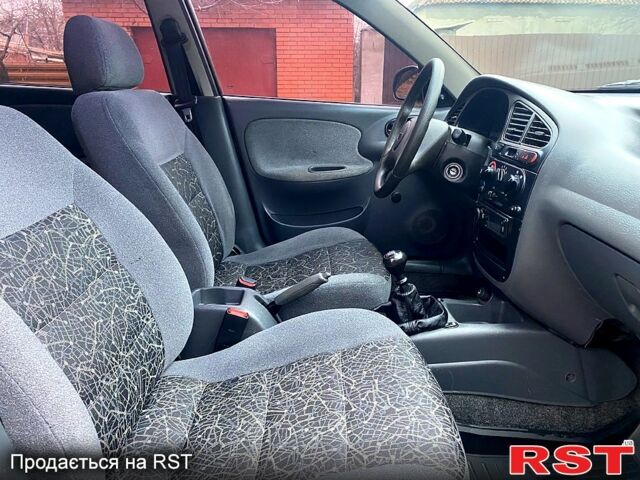 Зелений Деу Ланос, об'ємом двигуна 1.5 л та пробігом 135 тис. км за 2800 $, фото 5 на Automoto.ua