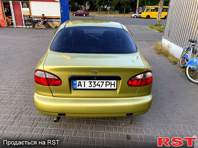 Зеленый Дэу Ланос, объемом двигателя 1.5 л и пробегом 120 тыс. км за 2600 $, фото 2 на Automoto.ua