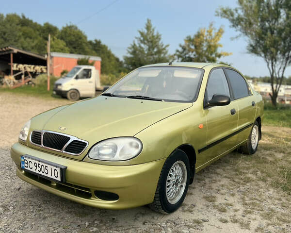 Зеленый Дэу Ланос, объемом двигателя 1.5 л и пробегом 317 тыс. км за 1999 $, фото 2 на Automoto.ua