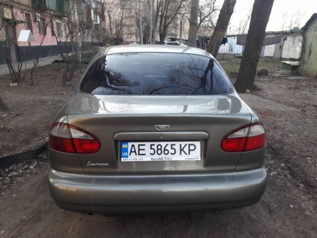 Зеленый Дэу Ланос, объемом двигателя 1.5 л и пробегом 2 тыс. км за 3000 $, фото 1 на Automoto.ua