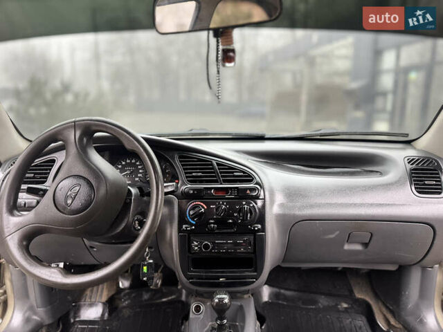 Зеленый Дэу Ланос, объемом двигателя 1.5 л и пробегом 254 тыс. км за 1900 $, фото 8 на Automoto.ua