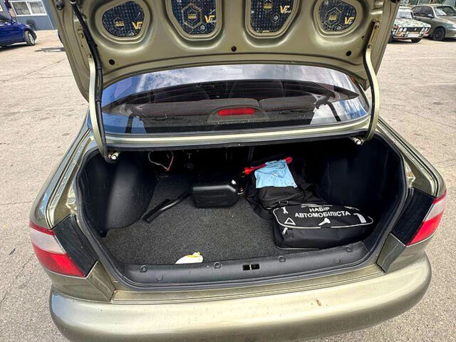 Зелений Деу Ланос, об'ємом двигуна 1.4 л та пробігом 190 тис. км за 2300 $, фото 7 на Automoto.ua