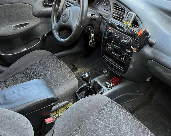 Зелений Деу Ланос, об'ємом двигуна 1.5 л та пробігом 280 тис. км за 1500 $, фото 3 на Automoto.ua