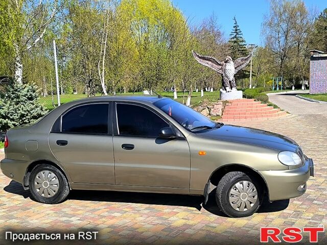 Зеленый Дэу Ланос, объемом двигателя 1.4 л и пробегом 173 тыс. км за 2350 $, фото 5 на Automoto.ua