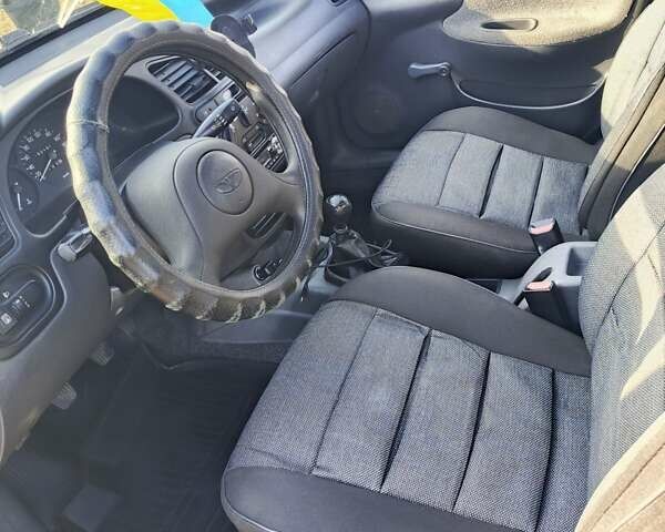 Зеленый Дэу Ланос, объемом двигателя 1.5 л и пробегом 182 тыс. км за 1999 $, фото 1 на Automoto.ua