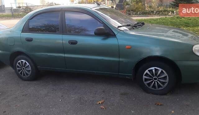 Дэу Ланос 2008 в Калуше на Automoto.ua Зеленый Дэу Ланос, объемом двигателя 1.5 л и пробегом 123 тыс. км за 1800 $, фото 4 на Automoto.ua