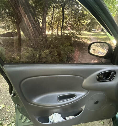 Зеленый Дэу Ланос, объемом двигателя 1.5 л и пробегом 198 тыс. км за 2750 $, фото 8 на Automoto.ua