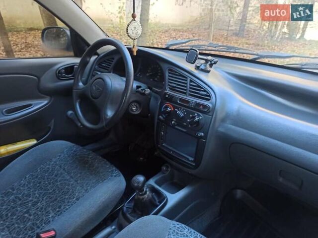 Дэу Ланос 2008 в Ивано-Франковске на Automoto.ua Зеленый Дэу Ланос, объемом двигателя 1.5 л и пробегом 196 тыс. км за 1450 $, фото 3 на Automoto.ua
