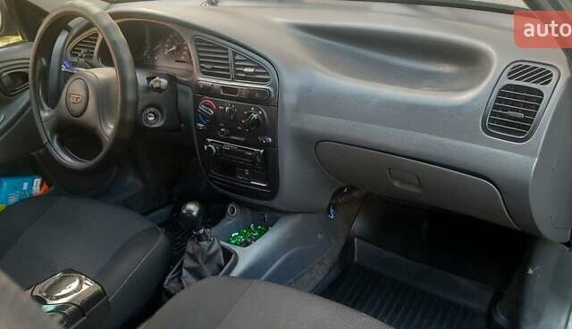 Дэу Ланос 2008 в Калуше на Automoto.ua Зеленый Дэу Ланос, объемом двигателя 1.5 л и пробегом 123 тыс. км за 1800 $, фото 2 на Automoto.ua