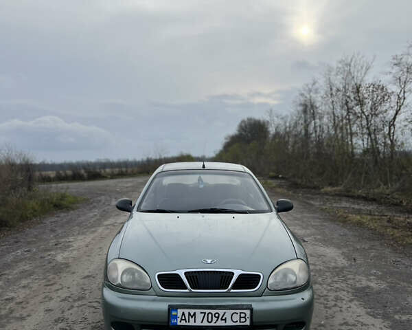 Зеленый Дэу Ланос, объемом двигателя 1.5 л и пробегом 220 тыс. км за 1850 $, фото 1 на Automoto.ua