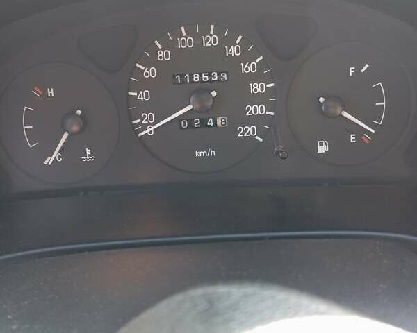 Деу Ланос 2008 у Миргороде на Automoto.ua Зелений Деу Ланос, об'ємом двигуна 1.5 л та пробігом 118 тис. км за 3200 $, фото 3 на Automoto.ua