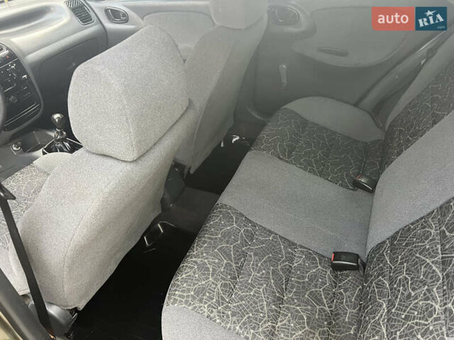 Зеленый Дэу Ланос, объемом двигателя 1.4 л и пробегом 180 тыс. км за 2099 $, фото 6 на Automoto.ua