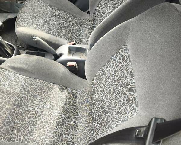 Деу Ланос 2008 у Дніпро (Дніпропетровську) на Automoto.ua Зелений Деу Ланос, об'ємом двигуна 0 л та пробігом 196 тис. км за 1350 $, фото 5 на Automoto.ua