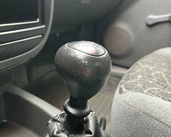 Дэу Ланос 2008 в Харькове на Automoto.ua Зеленый Дэу Ланос, объемом двигателя 1.39 л и пробегом 153 тыс. км за 2100 $, фото 11 на Automoto.ua