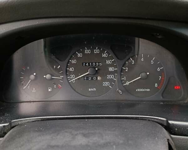 Зеленый Дэу Ланос, объемом двигателя 1.5 л и пробегом 241 тыс. км за 3000 $, фото 1 на Automoto.ua