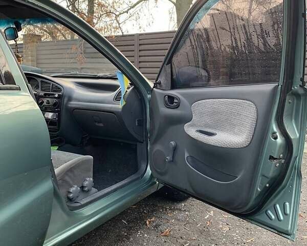 Зеленый Дэу Ланос, объемом двигателя 1.5 л и пробегом 249 тыс. км за 2500 $, фото 5 на Automoto.ua