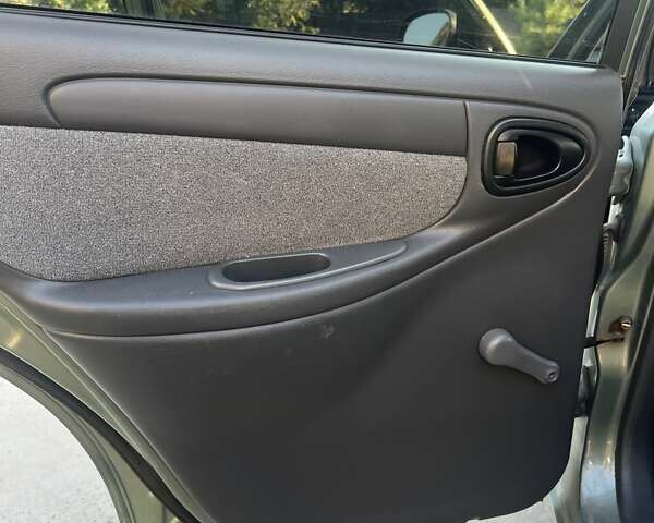 Зеленый Дэу Ланос, объемом двигателя 1.6 л и пробегом 244 тыс. км за 3399 $, фото 16 на Automoto.ua