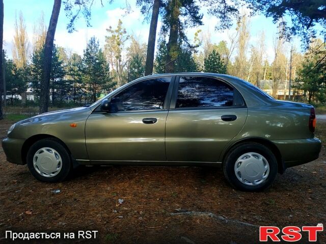 Зеленый Дэу Ланос, объемом двигателя 1.5 л и пробегом 151 тыс. км за 2900 $, фото 4 на Automoto.ua