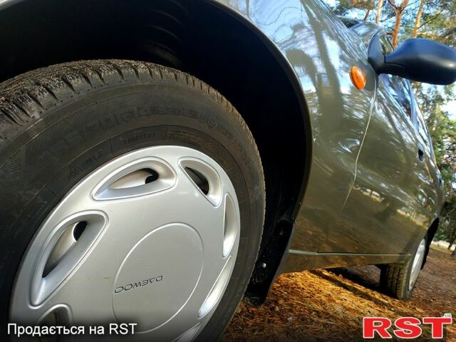 Зеленый Дэу Ланос, объемом двигателя 1.5 л и пробегом 151 тыс. км за 2900 $, фото 8 на Automoto.ua