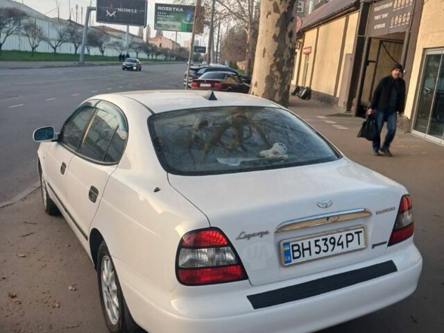 Белый Дэу Леганза, объемом двигателя 2 л и пробегом 420 тыс. км за 2900 $, фото 4 на Automoto.ua