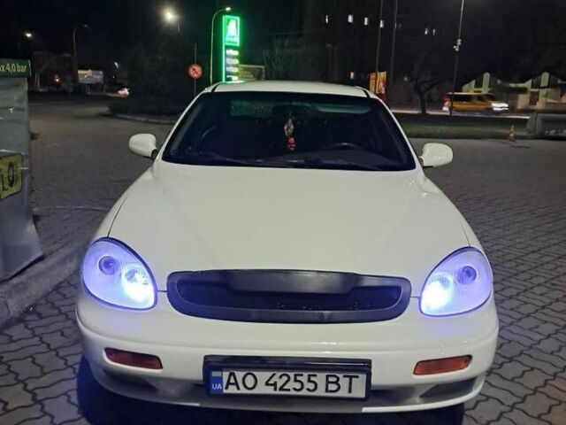 Белый Дэу Леганза, объемом двигателя 2 л и пробегом 410 тыс. км за 3200 $, фото 8 на Automoto.ua