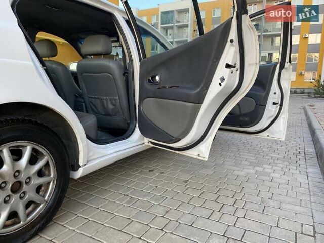 Білий Деу Леганза, об'ємом двигуна 2 л та пробігом 351 тис. км за 2450 $, фото 7 на Automoto.ua