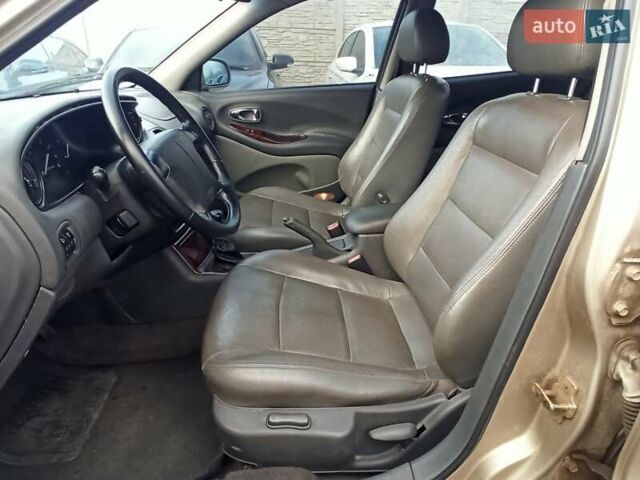 Бежевый Дэу Леганза, объемом двигателя 0 л и пробегом 148 тыс. км за 3600 $, фото 10 на Automoto.ua