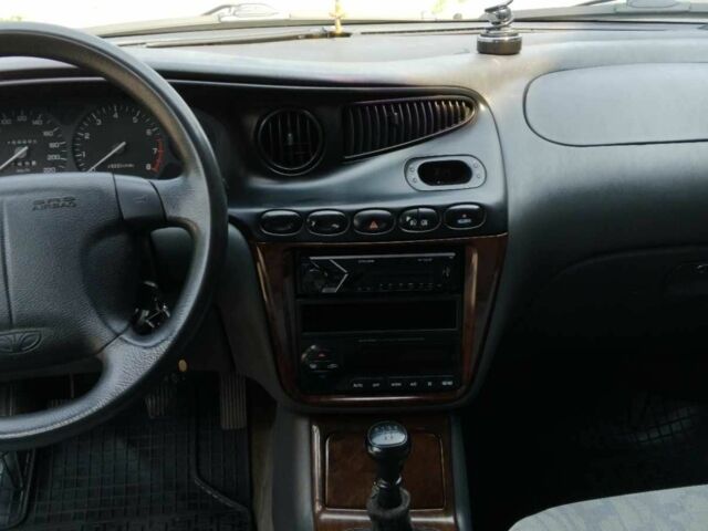 Черный Дэу Леганза, объемом двигателя 2.2 л и пробегом 200 тыс. км за 2000 $, фото 7 на Automoto.ua