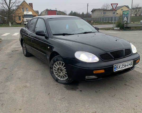 Черный Дэу Леганза, объемом двигателя 2 л и пробегом 469 тыс. км за 2500 $, фото 1 на Automoto.ua