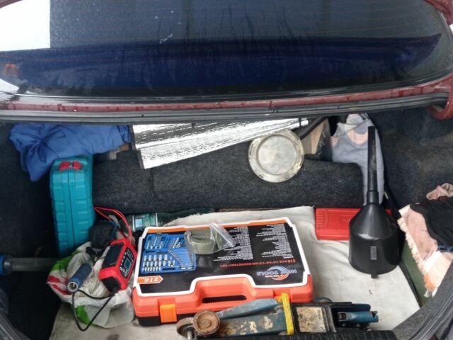 Красный Дэу Леганза, объемом двигателя 2 л и пробегом 450 тыс. км за 1187 $, фото 7 на Automoto.ua