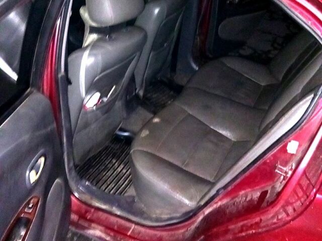 Красный Дэу Леганза, объемом двигателя 2 л и пробегом 200 тыс. км за 850 $, фото 1 на Automoto.ua
