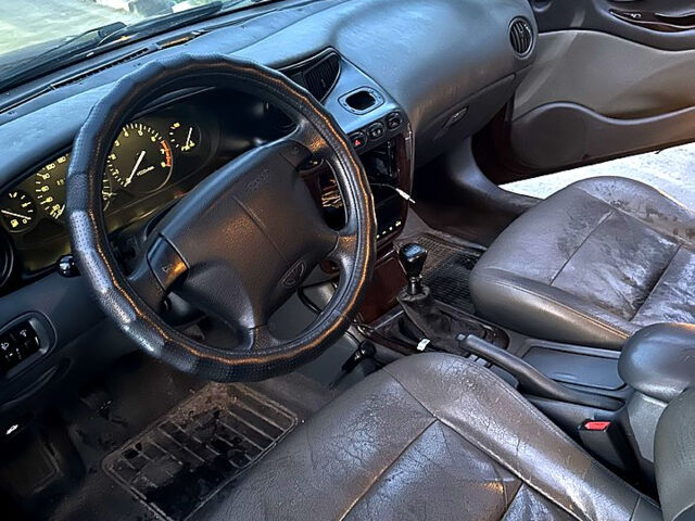Красный Дэу Леганза, объемом двигателя 2 л и пробегом 337 тыс. км за 850 $, фото 5 на Automoto.ua