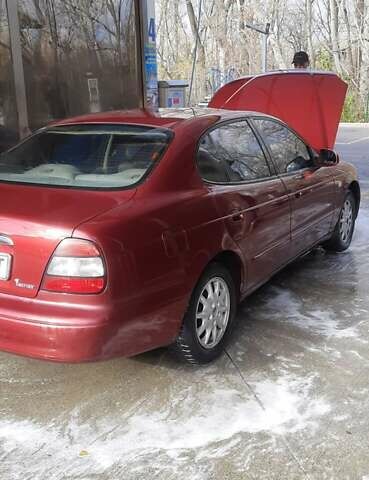 Красный Дэу Леганза, объемом двигателя 2 л и пробегом 253 тыс. км за 2800 $, фото 3 на Automoto.ua