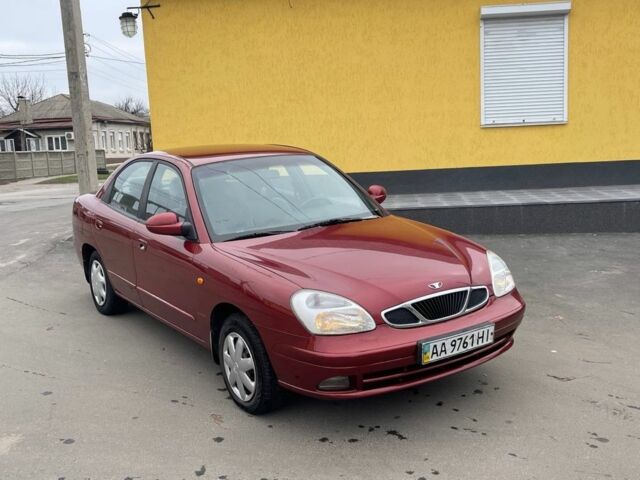 Красный Дэу Леганза, объемом двигателя 2 л и пробегом 185 тыс. км за 2450 $, фото 2 на Automoto.ua