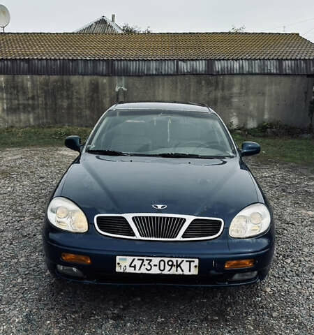 Дэу Леганза, объемом двигателя 2 л и пробегом 280 тыс. км за 2000 $, фото 1 на Automoto.ua