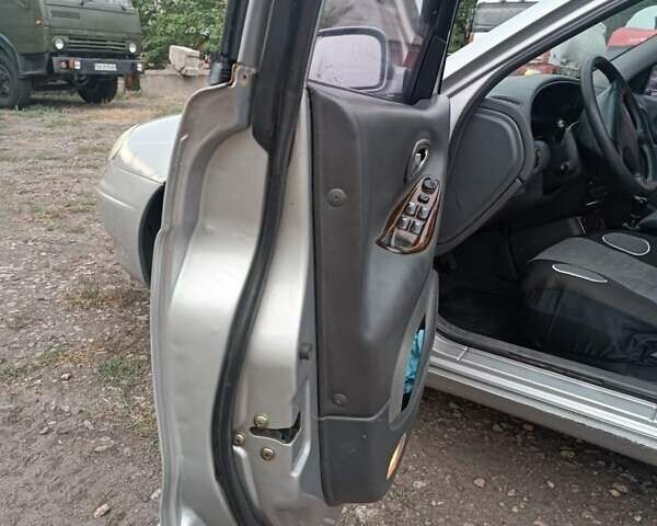 Серый Дэу Леганза, объемом двигателя 2 л и пробегом 100 тыс. км за 3000 $, фото 13 на Automoto.ua