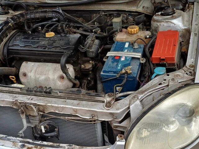 Серый Дэу Леганза, объемом двигателя 2 л и пробегом 490 тыс. км за 1400 $, фото 3 на Automoto.ua