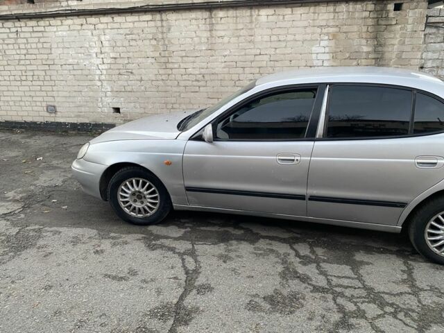 Серый Дэу Леганза, объемом двигателя 2 л и пробегом 235 тыс. км за 1400 $, фото 2 на Automoto.ua