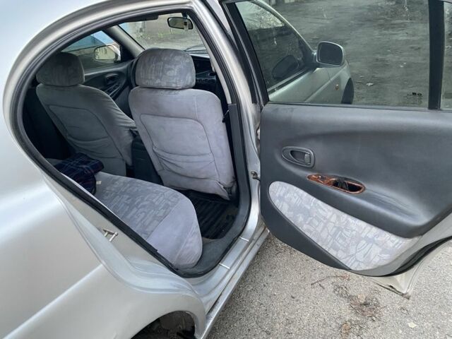 Серый Дэу Леганза, объемом двигателя 2 л и пробегом 235 тыс. км за 1400 $, фото 6 на Automoto.ua