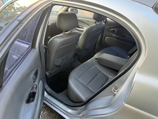 Серый Дэу Леганза, объемом двигателя 2.2 л и пробегом 200 тыс. км за 800 $, фото 7 на Automoto.ua