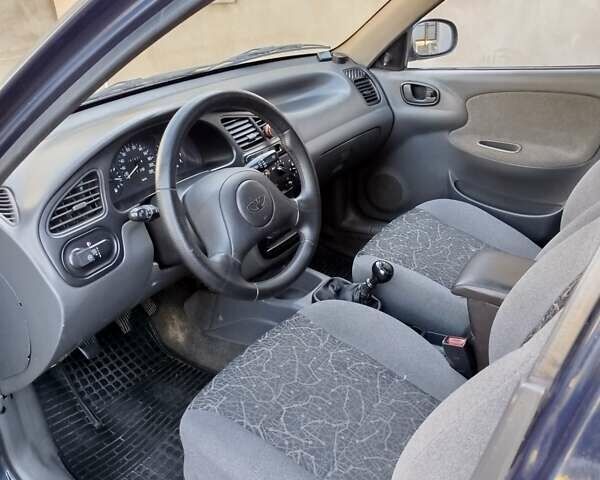 Синий Дэу Леганза, объемом двигателя 1.5 л и пробегом 291 тыс. км за 2700 $, фото 11 на Automoto.ua