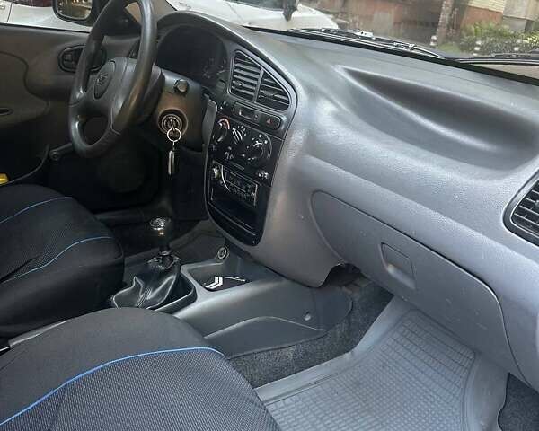 Зеленый Дэу Леганза, объемом двигателя 1.3 л и пробегом 240 тыс. км за 1500 $, фото 4 на Automoto.ua