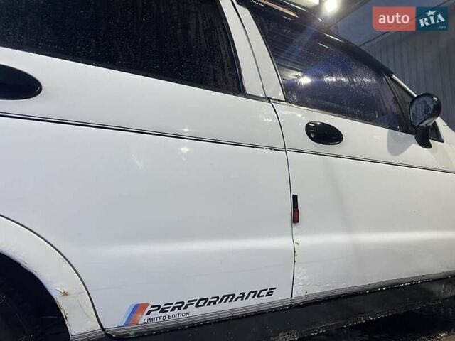 Белый Дэу Матиз, объемом двигателя 0.8 л и пробегом 270 тыс. км за 1500 $, фото 1 на Automoto.ua