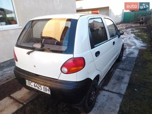 Белый Дэу Матиз, объемом двигателя 0.8 л и пробегом 177 тыс. км за 1200 $, фото 4 на Automoto.ua