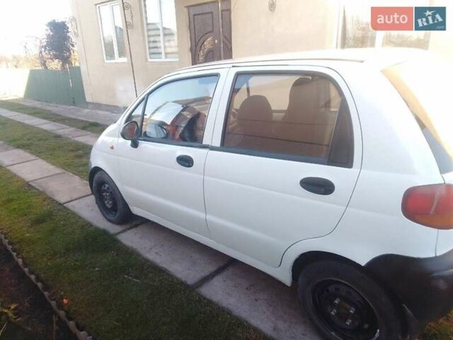 Белый Дэу Матиз, объемом двигателя 0.8 л и пробегом 177 тыс. км за 1200 $, фото 10 на Automoto.ua