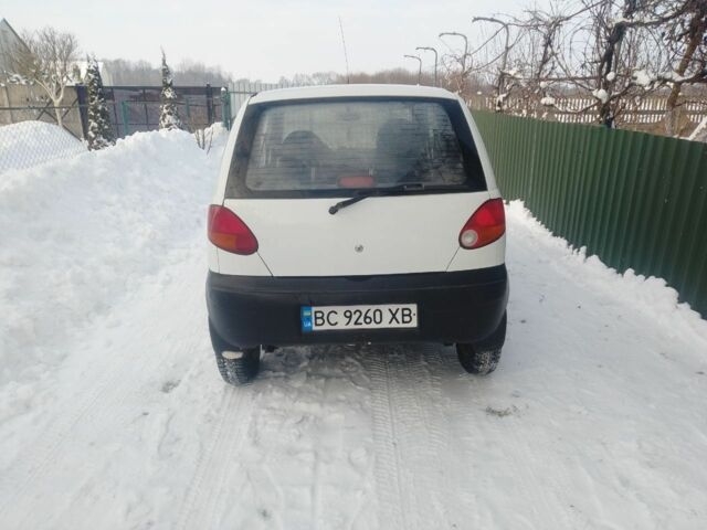Белый Дэу Матиз, объемом двигателя 0.8 л и пробегом 207 тыс. км за 1200 $, фото 6 на Automoto.ua