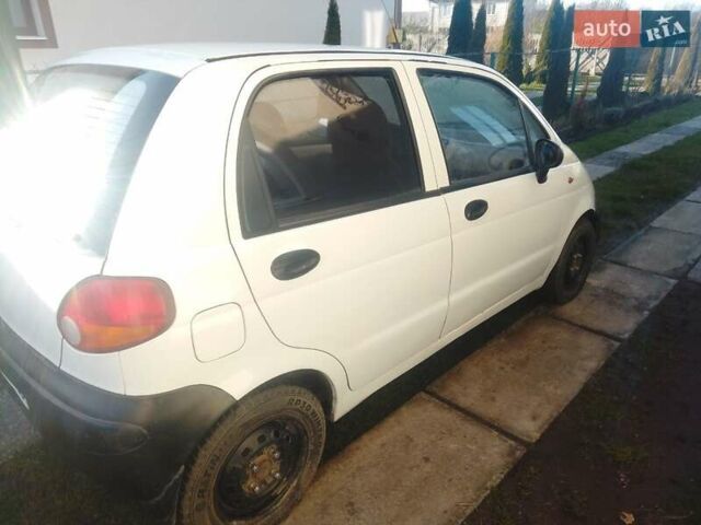 Белый Дэу Матиз, объемом двигателя 0.8 л и пробегом 177 тыс. км за 1200 $, фото 11 на Automoto.ua