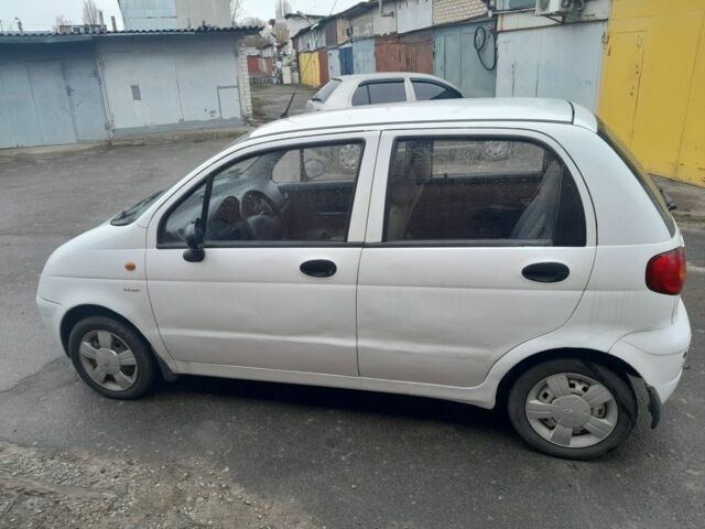 Белый Дэу Матиз, объемом двигателя 0.8 л и пробегом 124 тыс. км за 2600 $, фото 3 на Automoto.ua