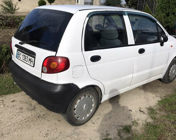 Білий Деу Матіз, об'ємом двигуна 1 л та пробігом 120 тис. км за 1850 $, фото 3 на Automoto.ua