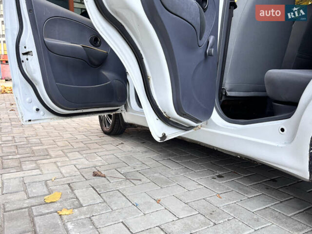 Білий Деу Матіз, об'ємом двигуна 0.8 л та пробігом 146 тис. км за 2700 $, фото 29 на Automoto.ua